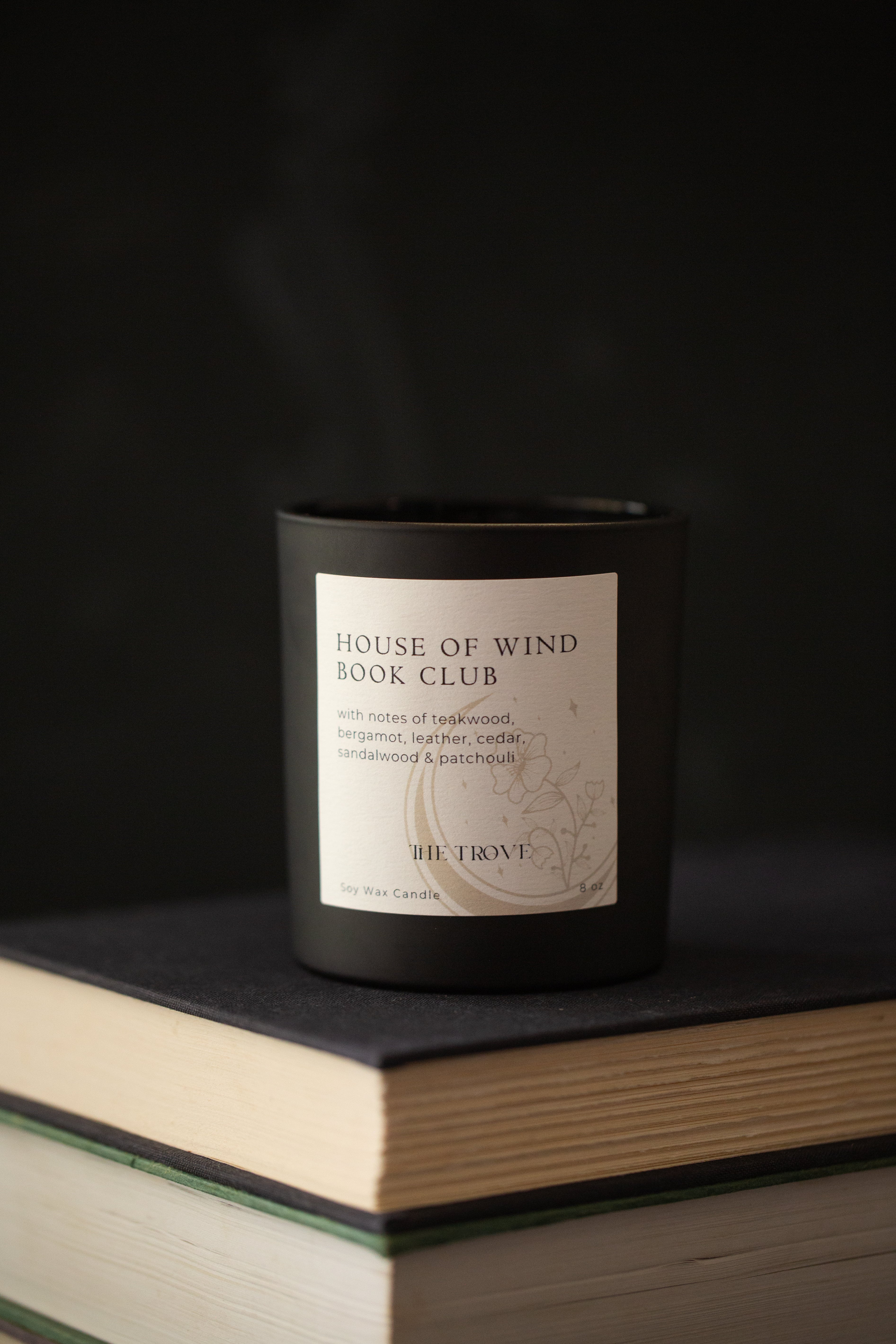 House of Wind Bookclub | 8oz Candle