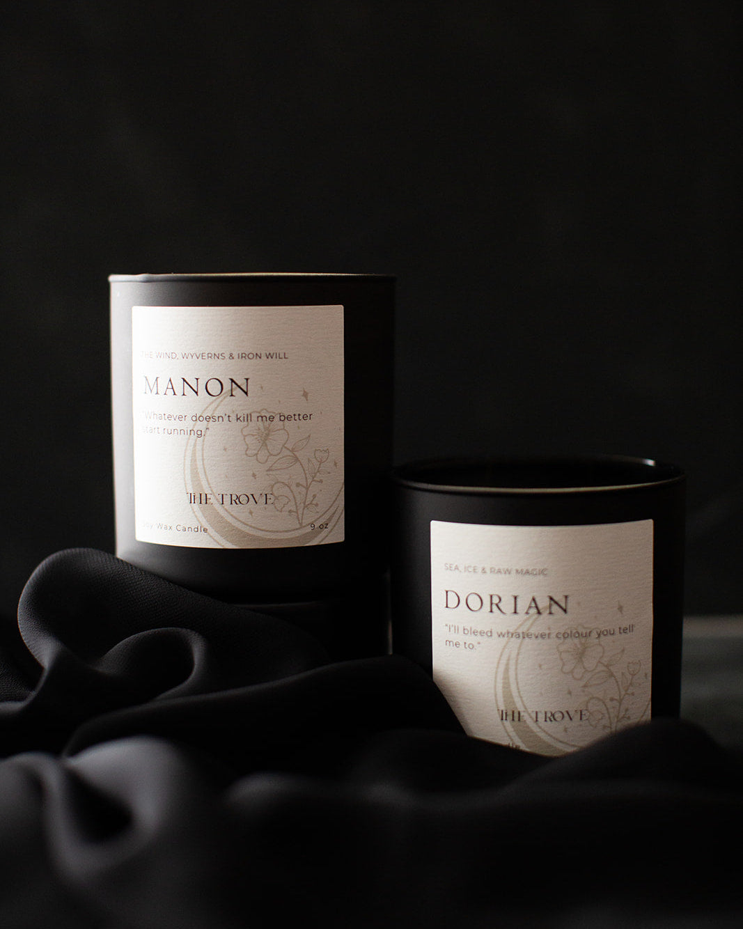 Manon Blackbeak | 8oz Candle